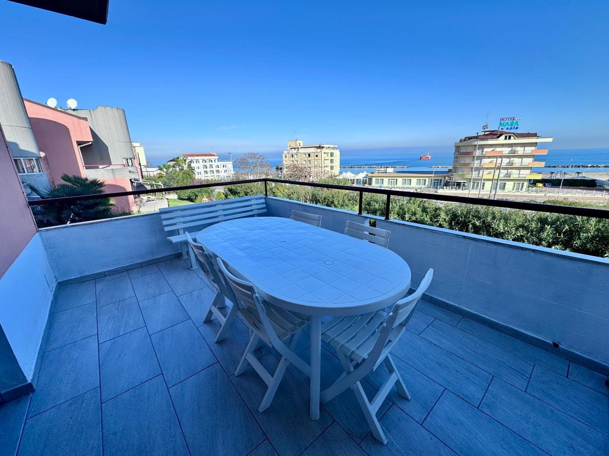 Le Paperelle Apartment ออร์โตนา ภายนอก รูปภาพ